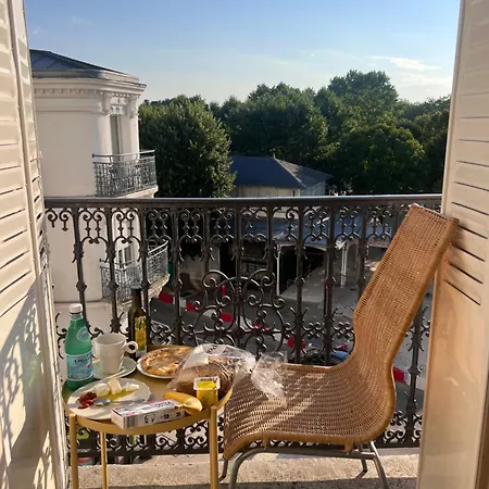 Apartamento Le Splendid - Hypercentre - Proche Opéra&parcs - Thermes