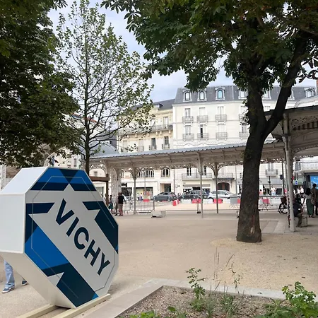 Le Splendid - Hypercentre - Proche Opera & Parcs - Thermes Apartman *