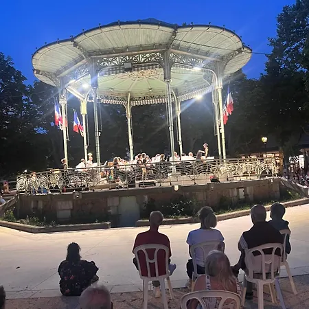 Le Splendid - Hypercentre - Proche Opera & Parcs - Thermes