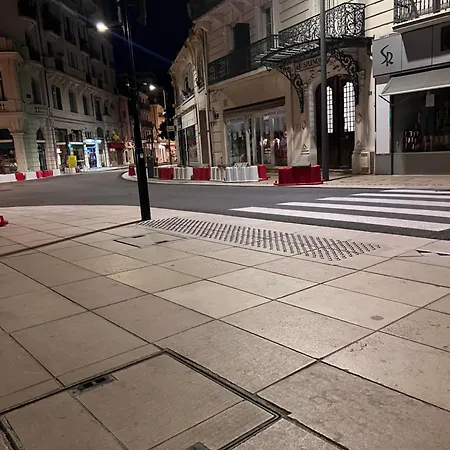 Le Splendid - Hypercentre - Proche Opera & Parcs - Thermes Apartman Vichy