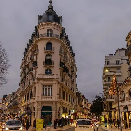 Le Splendid - Hypercentre - Proche Opera & Parcs - Thermes Apartman