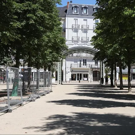 Apartman Le Splendid - Hypercentre - Proche Opera & Parcs - Thermes