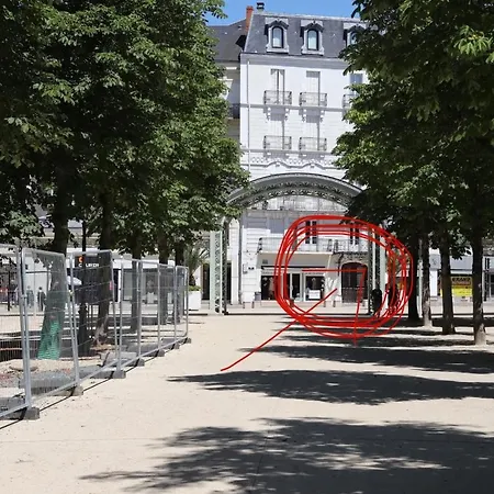 Le Splendid - Hypercentre - Proche Opera & Parcs - Thermes