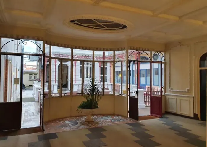 Апартаменты Le Splendid - Hypercentre - Proche Opera & Parcs - Thermes Виши
