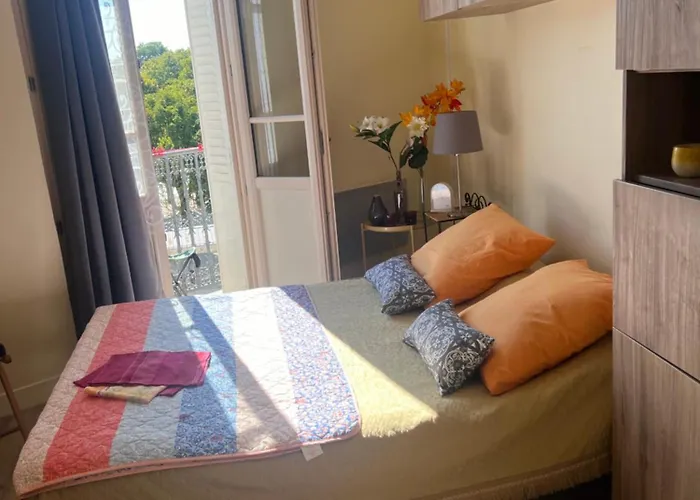 Апартаменты Le Splendid - Hypercentre - Proche Opera & Parcs - Thermes