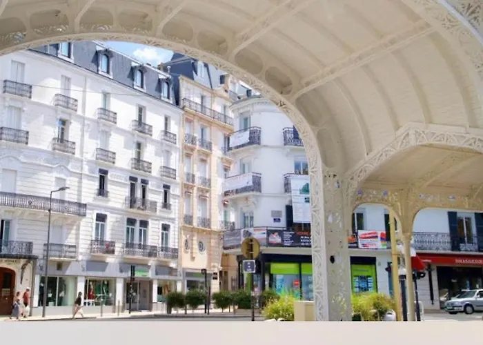 Le Splendid - Hypercentre - Proche Opera & Parcs - Thermes Апартаменты *