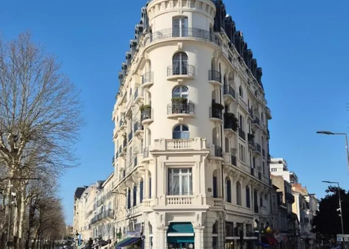 Le Splendid - Hypercentre - Proche Opera & Parcs - Thermes *